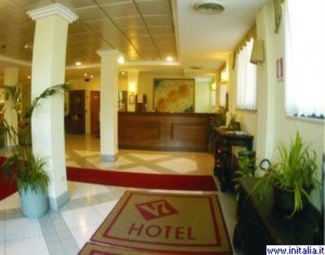 V7 Hotel San Giovanni Rotondo Exterior photo